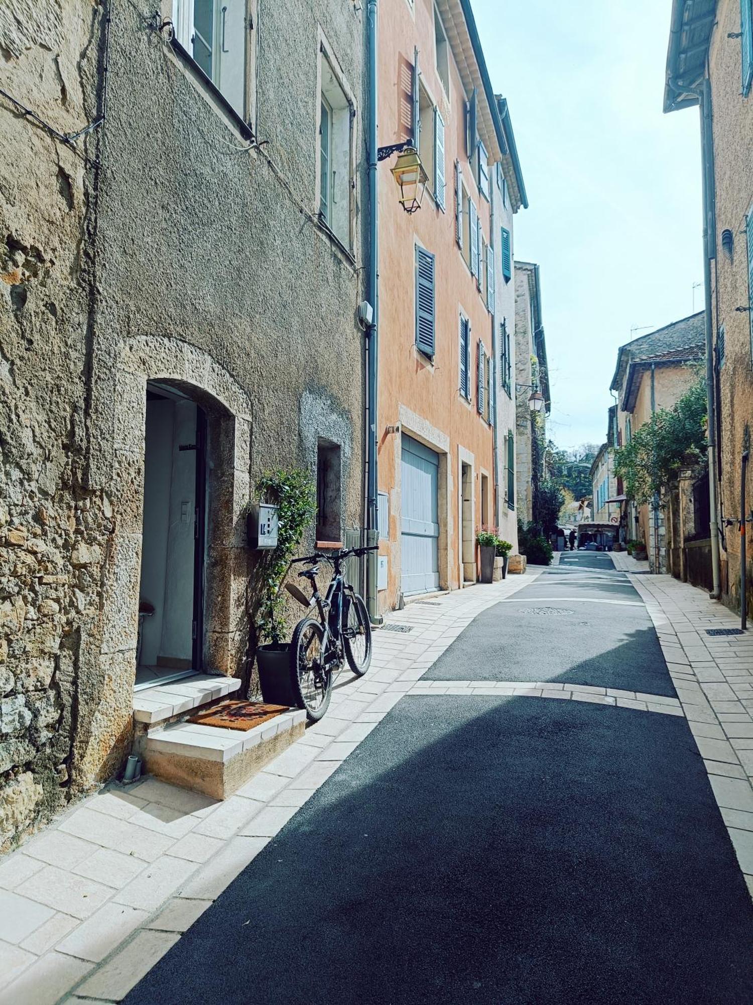 Cosy Flat In The Heart Of Valbonne Village Exterior photo