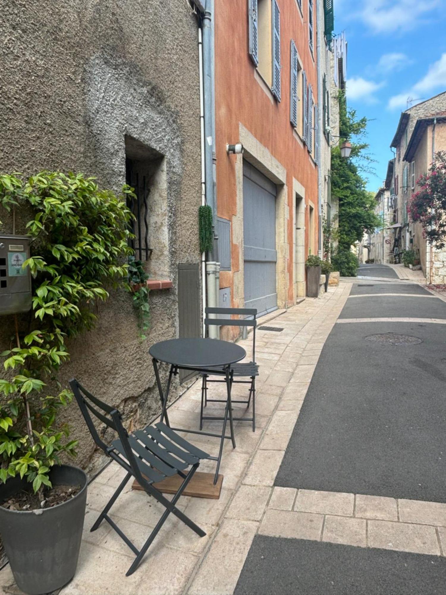Cosy Flat In The Heart Of Valbonne Village Exterior photo